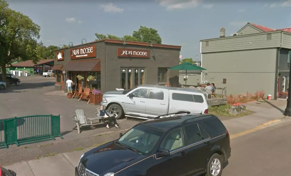 North Shore Coffee Shop Owner Asks Tourists To “Be Kind” To Her Staff & Children