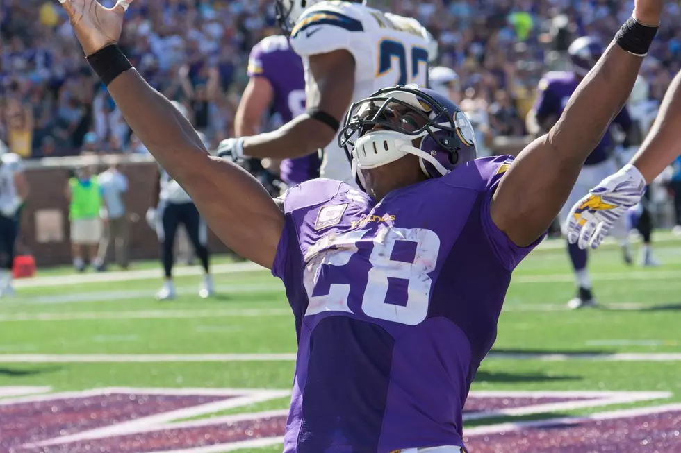 Adrian Peterson Finds His Next Team, Searching For Top 10 Career Rushing Yards Title This Year