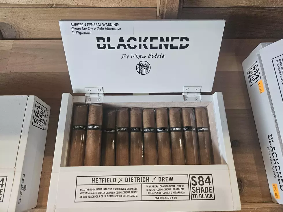 Casual Smoker Reviews Metallica’s Blackened Shade To Black