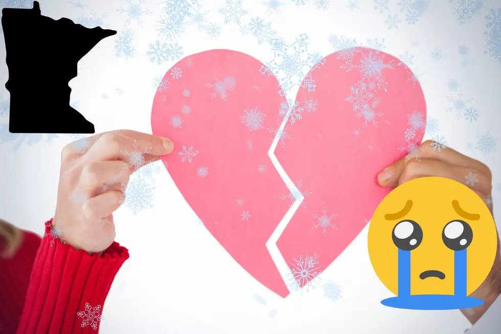 Why Minnesota Couples Should Break Up Before The Holiday Season